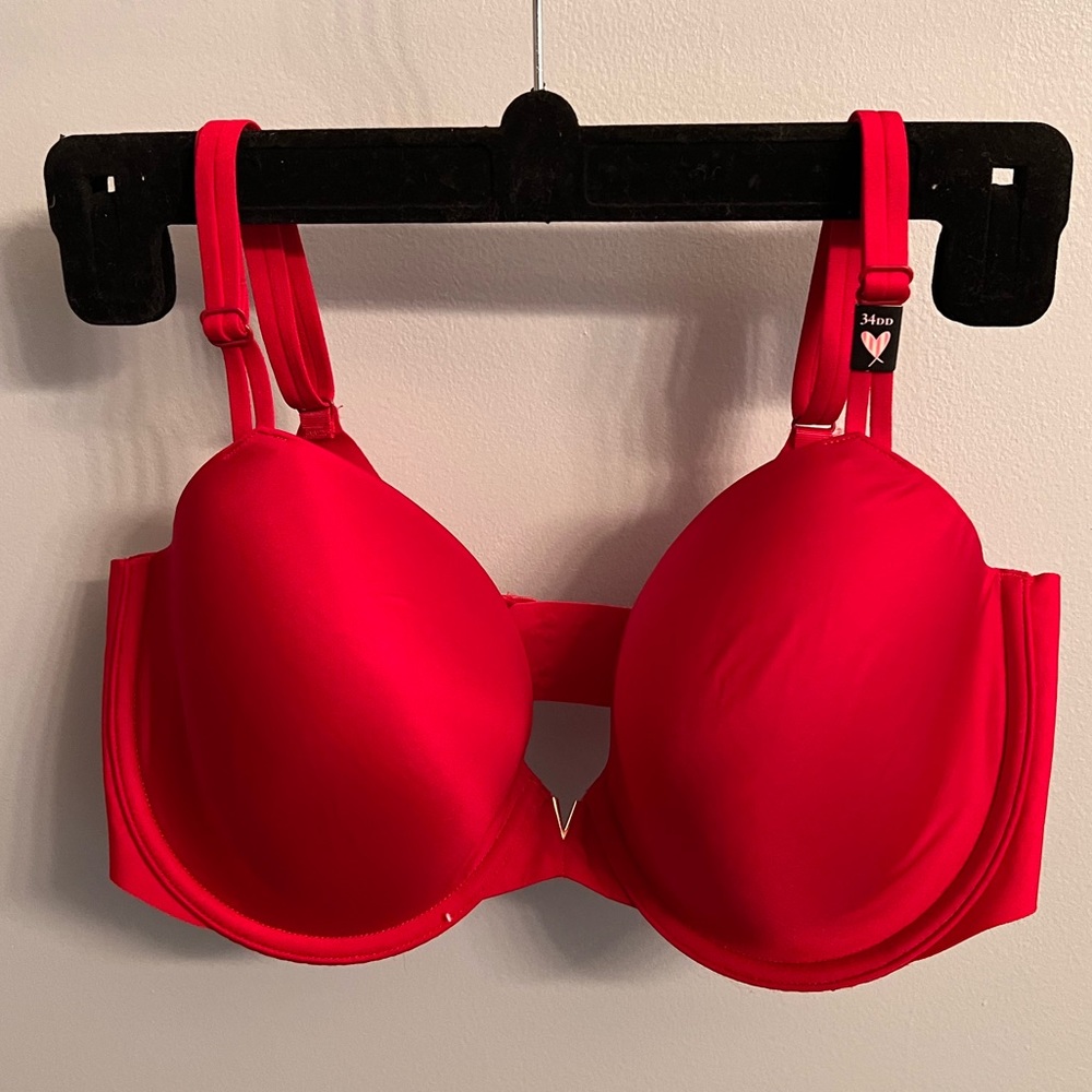 Victoria Secret Demi Bra NWTs